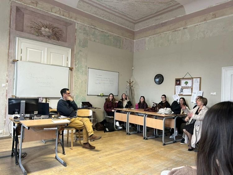 Rendhagyó irodalomóra